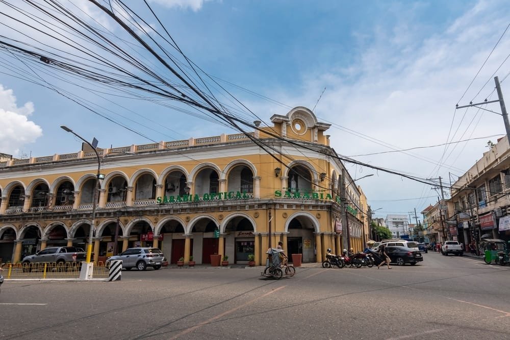 Iloilo City Unclutters Calle Real: A Clearer Skyline, A Safer Street 1 shutterstock 2308818029 - Cebu Spotlight